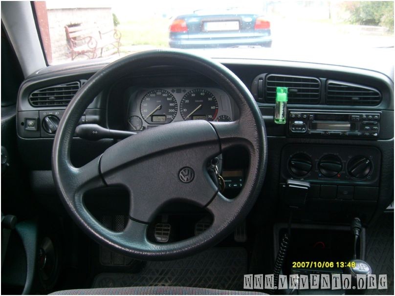 808 X 607